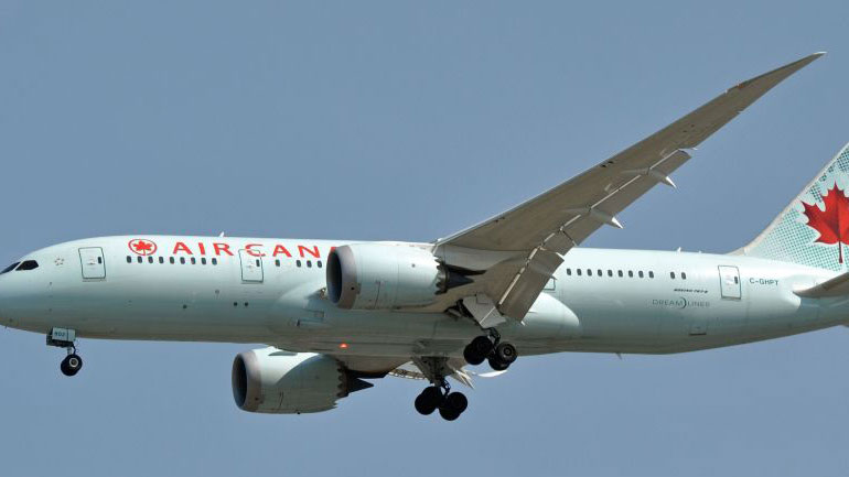 Πτήση της Air Canada επέστρεψε εκτάκτως στο αεροδρόμιο Μπαράχας στην Ισπανία – Προσγειώθηκε με ασφάλεια