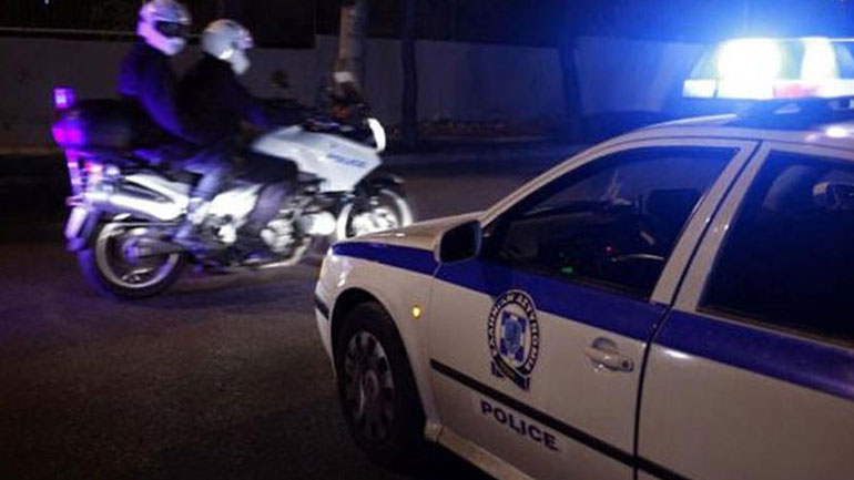 Ένοπλη ληστεία σε μίνι-μάρκετ στη Γλυφάδα