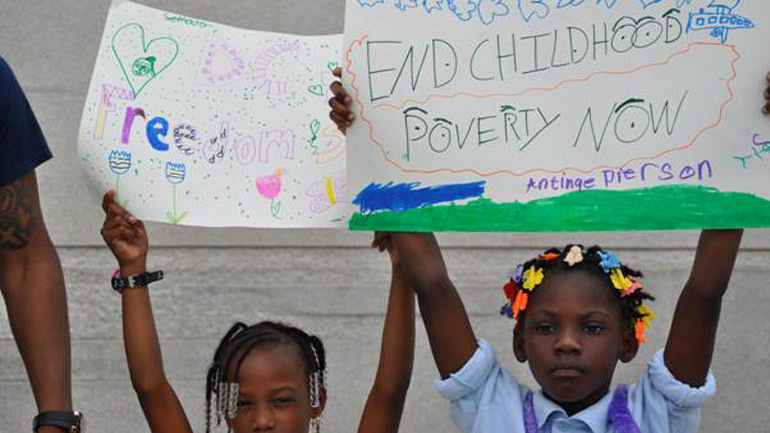 Η ντροπή της παιδικής φτώχειας στις ΗΠΑ