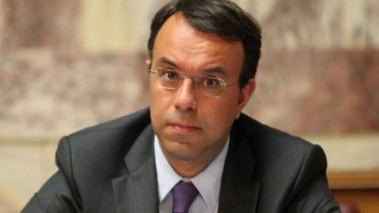 Καμπανάκι από τον υπουργό Οικονομικών