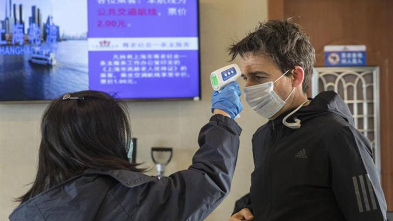Επεκτείνονται τα περιοριστικά μέτρα σε πόλεις της Κίνας για τον κορωνοϊό