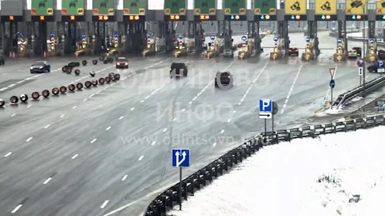 Το πήρε όλο αριστερά! Το πήρε όλο αριστερά!