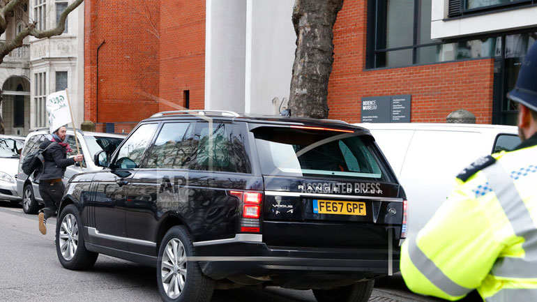 Ακτιβιστές για το κλίμα απέκλεισαν τα γραφεία της BP στο Λονδίνο