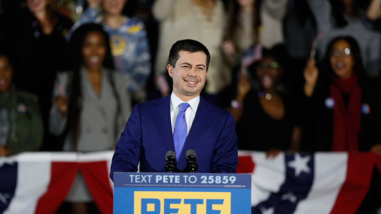 Αϊόβα: Προβάδισμα στην ψηφοφορία των Δημοκρατικών διατηρεί ο Πιτ Μπούτιτζετζ