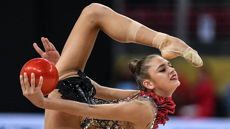 Παγκόσμια πρωταθλήτρια της ρυθμικής γυμναστικής έκανε απόπειρα αυτοκτονίας