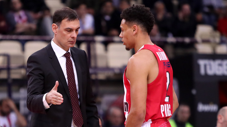 Μπαρζώκας: «Αφιερωμένη στα θύματα της Θύρας 7 η νίκη»