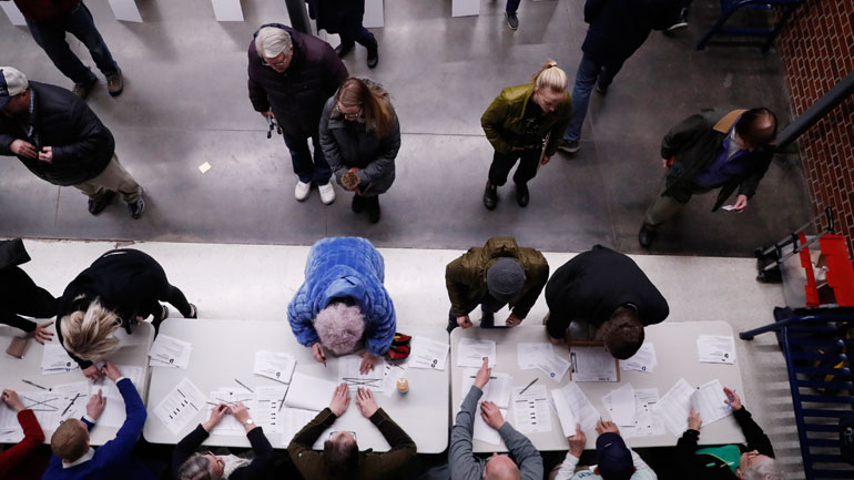 ΗΠΑ: Επανεξέταση εκλογικών αποτελεσμάτων ζητεί ο πρόεδρος των Δημοκρατικών της Αϊόβα