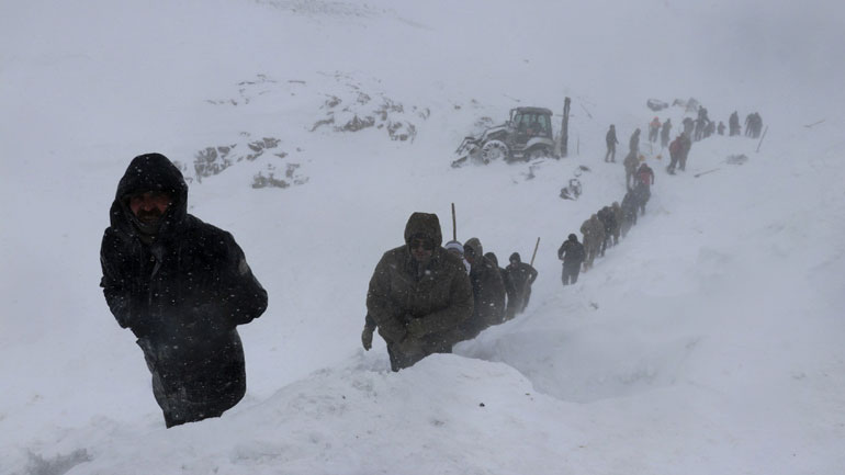 Τουρκία: Τουλάχιστον 41 νεκροί από τις δύο χιονοστιβάδες στα ανατολικά της χώρας