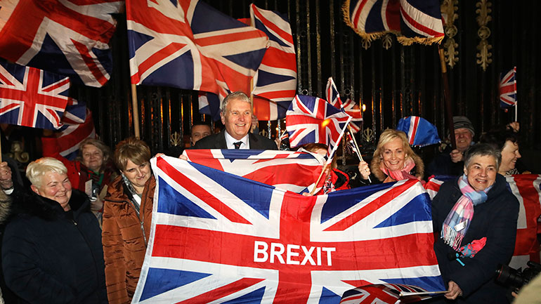 Ιρλανδία: Τα εσωτερικά προβλήματα επισκιάζουν το Brexit