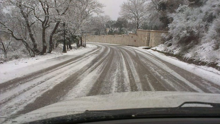 Προβλήματα στην Πάτρα λόγω χιονιού και παγετού