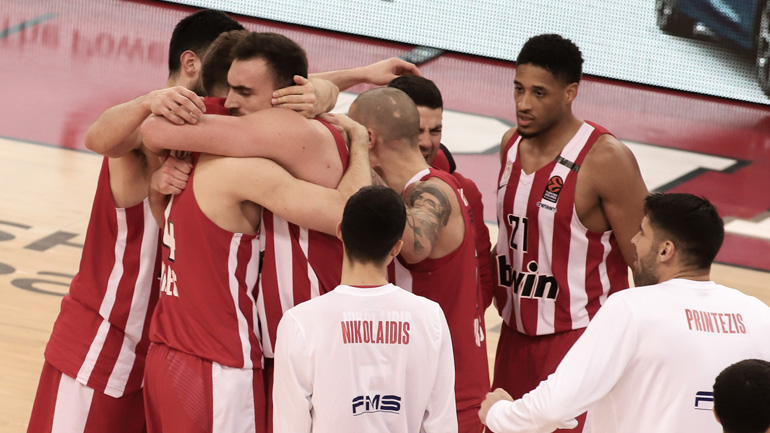 Συγκλονιστική εμφάνιση από τον Ολυμπιακό – Νίκησε με μισή ομάδα 72-59 την ΤΣΣΚΑ Μόσχας!