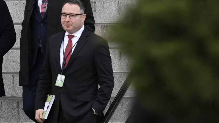 ΗΠΑ: Απολύθηκε από τον Λευκό Οίκο ο αντισυνταγματάρχης Βίντμαν, μάρτυρας στην έρευνα κατά του Τραμπ