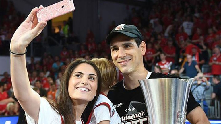 Νίκος Ζήσης – Φανή Σκουφή: Έγιναν γονείς για τέταρτη φορά!