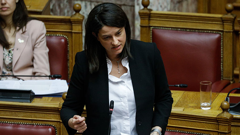 Επιμόρφωση εκπαιδευτικών και αξιολόγηση σχολείων προτεραιότητα για το Υπουργείο Παιδείας