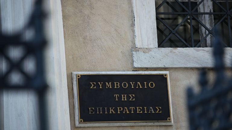 Απεβίωσαν οι σύμβουλοι Επικρατείας Ιωάννης Τζεβελακάκης και Γεώργιος Ποταμιάς