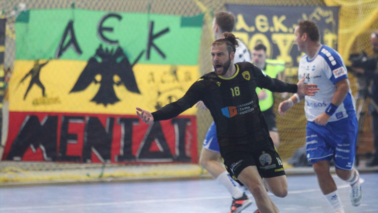 Χάντμπολ: Απέδειξε ότι μπορεί να πάρει την πρόκριση η ΑΕΚ, 33-31 την Ντράμεν