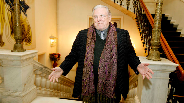 Κρίσιμες οι επόμενες 48 ώρες για τον Κώστα Βουτσά – Τι δηλώνει η σύζυγός του