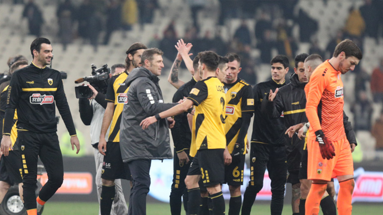 ΑΕΚ: Συγχαρητήρια και ένα έξτρα ρεπό έδωσε ο Καρέρα στους παίκτες του