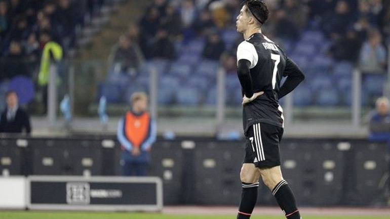 Iταλία: Η Βερόνα νίκησε με ανατροπή τη Γιουβέντους και έβαλε «φωτιά» στην κορυφή της Serie A