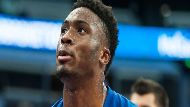 Θανάσης Αντετοκούνμπο: Χόρεψε το «ζεϊμπέκικο της Ευδοκίας» στο Παρίσι