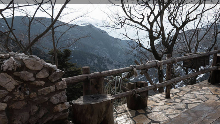 Διακόπηκε η κυκλοφορία στην Λεωφόρο Πάρνηθας προς το Μπάφι λόγω παγετού