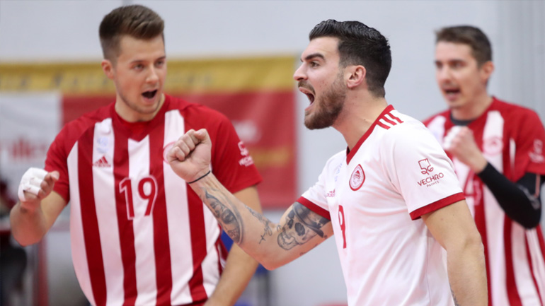 Βόλεϊ: Νίκη για τον Ολυμπιακό, 3-0 σετ τον Φοίνικα