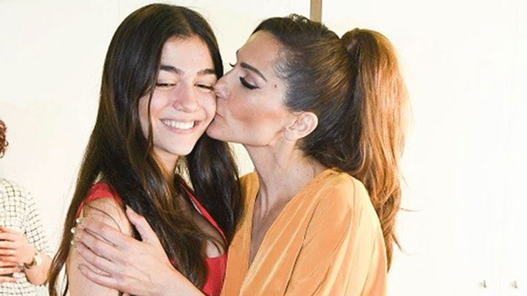 Δέσποινα Βανδή: Η τούρτα – έκπληξη που ετοίμασε για τα γενέθλια της κόρης της