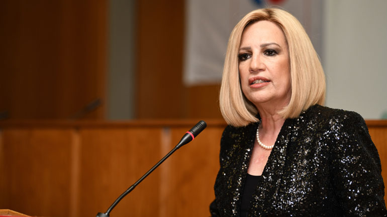 Γεννηματά: «Εύχομαι οι Έλληνες ενωμένοι να καταφέρουμε επιτέλους να πάμε την Ελλάδα μπροστά»