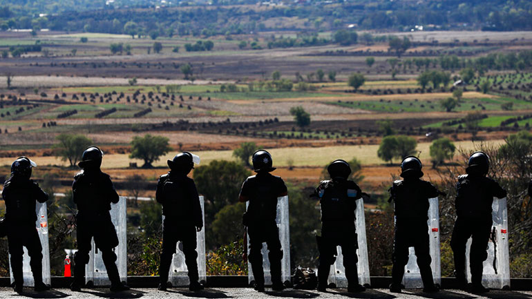 ΗΠΑ: Κονδύλια 2 δισ. δολαρίων για την κατασκευή του τείχους στα σύνορα με το Μεξικό
