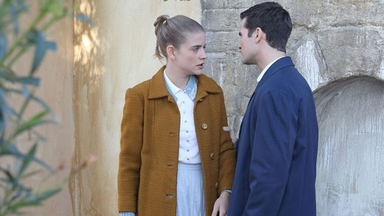 Άγριες Μέλισσες: Ο Νικηφόρος με τη Δρόσω πηγαίνουν κρυφά στον γυναικολόγο