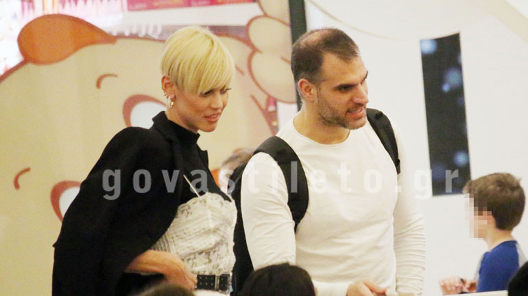 Βάσω Κολλιδά-Γιάννης Εμμανουηλίδης: Απογευματινή βόλτα στο Μαρούσι