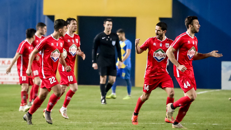 Παναιτωλικός: «Γνωρίζουν τους κανονισμούς ή τους εφαρμόζουν κατά το δοκούν;»