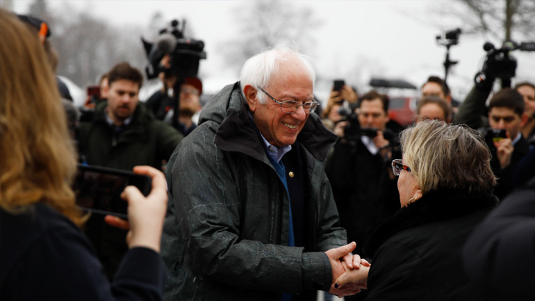 Δημοκρατικοί: Σάντερς, Μπούτιτζετζ και Κλόμπουτσαρ προηγούνται στο Νιου Χάμσιρ