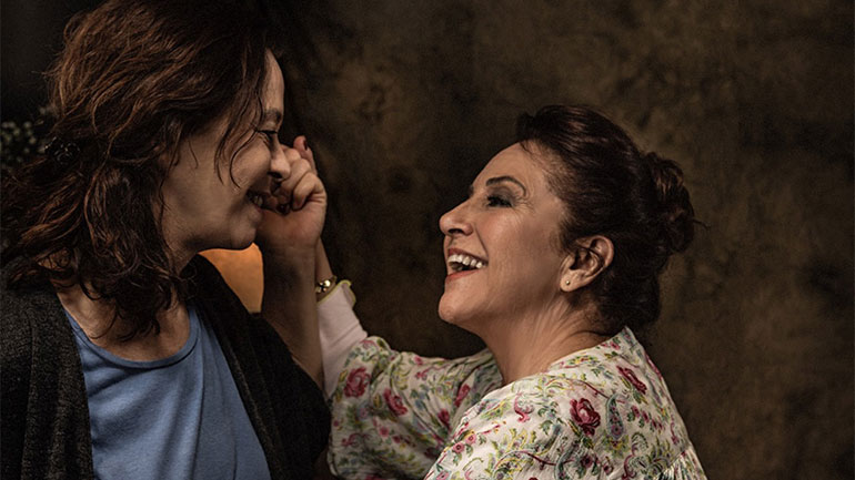 «Καληνύχτα Μητέρα» στο θέατρο Radar