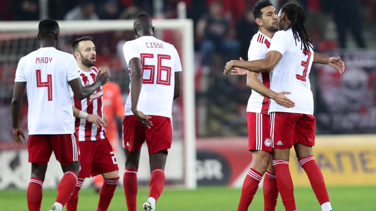 Πρόκριση με… χτυποκάρδια για τον Ολυμπιακό, 3-2 τη Λαμία