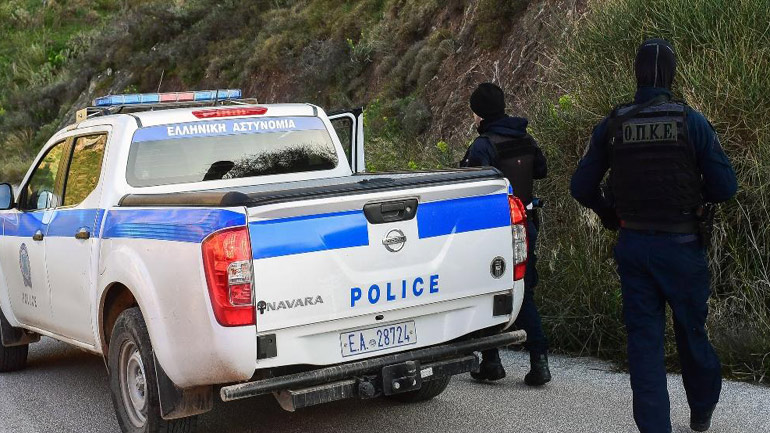Έγκλημα στο Λασίθι: Αρματωμένος περιμένει τη… σύλληψη ο 43χρονος δράστης