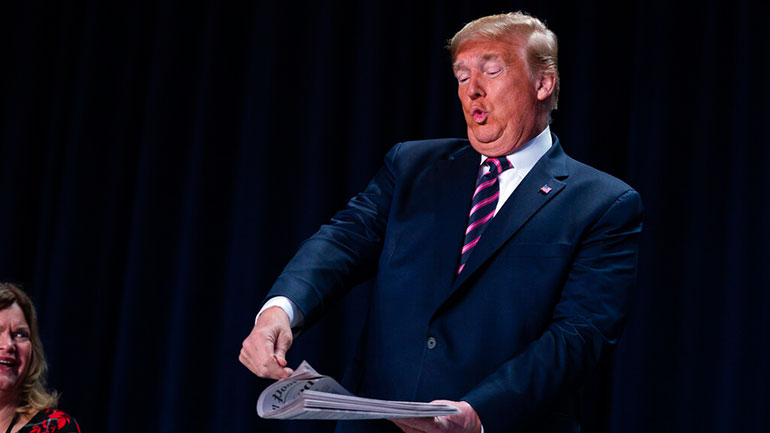 ΗΠΑ: Για παρέμβαση στη δικαιοσύνη κατηγορείται από τους Δημοκρατικούς ο Τραμπ