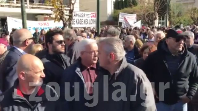 Νησιώτες προς Χρυσαυγίτες: Να φύγετε, δεν σας θέλουμε εδώ