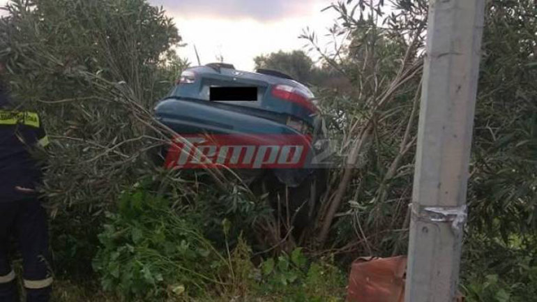 Αυτοκίνητο “απογειώθηκε” στην Πατρών-Πύργου – Επέβαινε οικογένεια