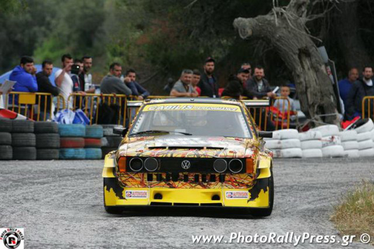 Οι αγώνες έχουν μεγάλη δυναμική και πολύ κόσμο που παρακολουθεί φανατικά...