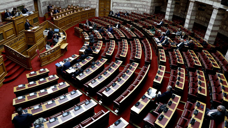 Υπερψηφίστηκε το νομοσχέδιο για τους υπηκόους τρίτων χωρών