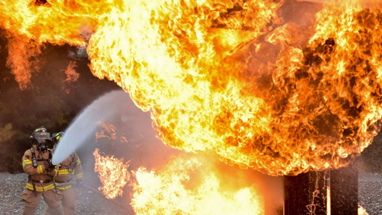 Περού: Στους 30 οι νεκροί από έκρηξη βυτιοφόρου