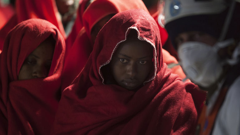 Ισπανία: Ένα νεογέννητο βρίσκεται μεταξύ των μεταναστών που διασώθηκαν στα Κανάρια