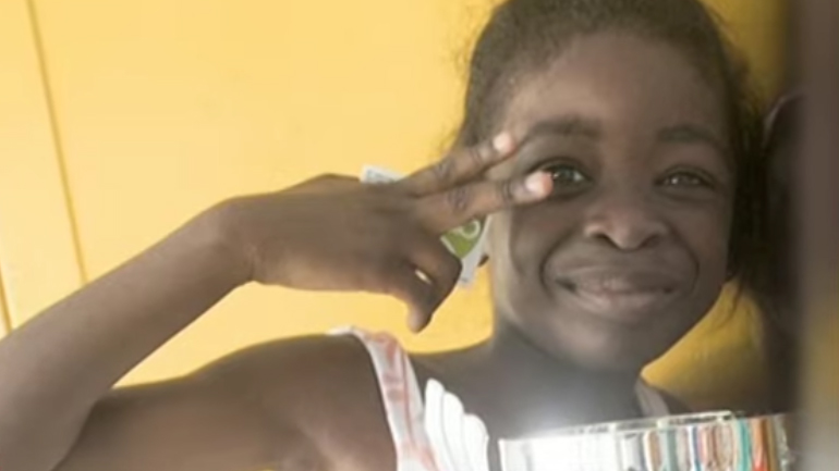 Το τηλεφώνημα της μικρής Βαλεντίν από τη Γαλλία – Τι είπε στον δικηγόρο του πατέρα της