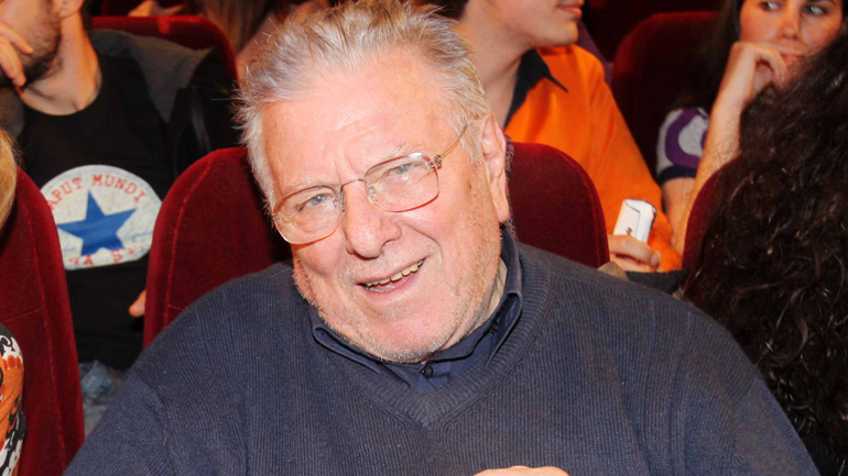 Αισιοδοξία για τον Κώστα Βουτσά – Τι λένε οι γιατροί για την κατάσταση της υγείας του