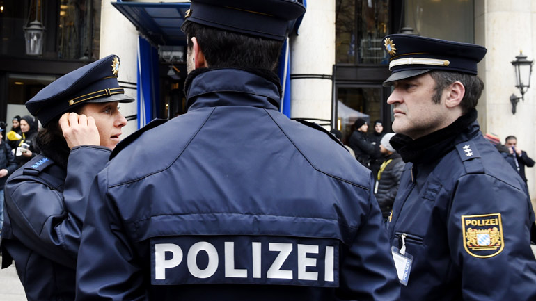 Γερμανία: Συνελήφθησαν 12 ύποπτοι για συμμετοχή σε ακροδεξιά οργάνωση