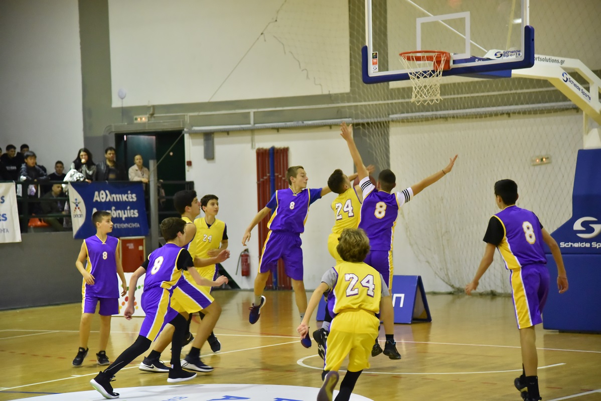 Μπασκετικά τρικ από τα παιδιά των Αθλητικών Ακαδημιών ΟΠΑΠ