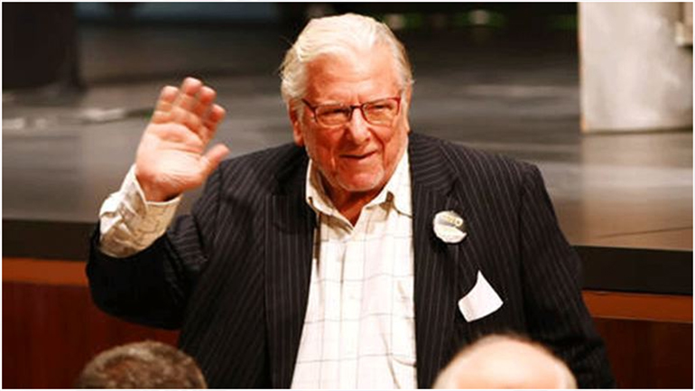 Αισιοδοξία για τον Κώστα Βουτσά – Τι λένε οι γιατροί για την κατάσταση της υγείας του