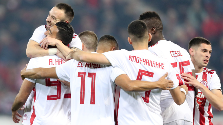 Παρέμεινε πρώτος ο Ολυμπιακός, 4-0 τον Πανιώνιο Παρέμεινε πρώτος ο Ολυμπιακός, 4-0 τον Πανιώνιο