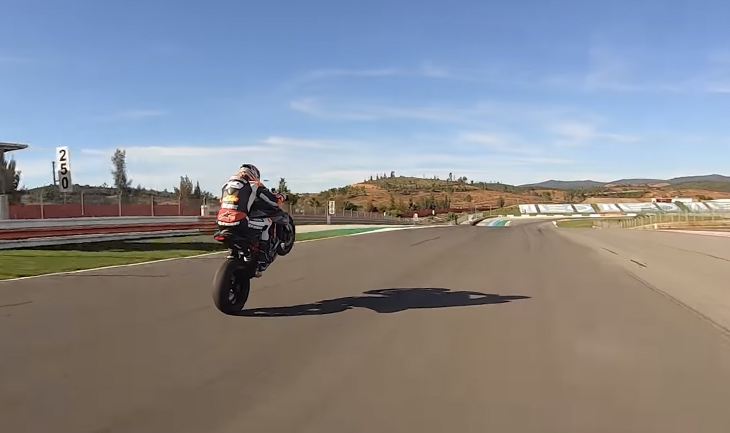 KTM 1290 Super Duke R 2020: Υποχρεωτικά στον ένα τροχό!